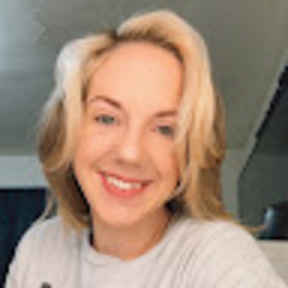 Meet your Posher, Alison - Picture 1 of 1